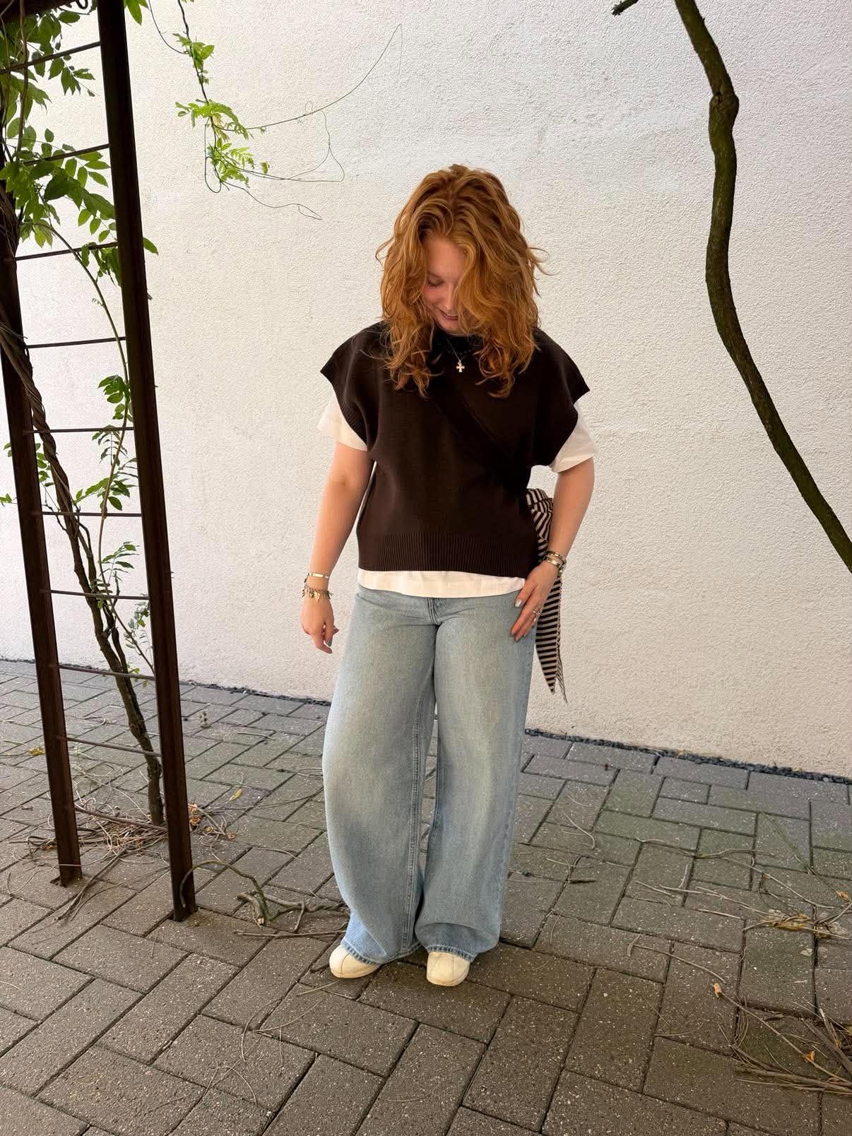 OBJITONE Knitted Waistcoat - Seal Brown